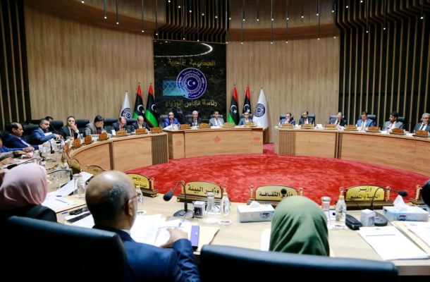 "الكبير" يبحث مع السفير الأسباني الصعوبات التي تواجه الشركات الأسبانية لاستئناف أعمالها في ليبيا