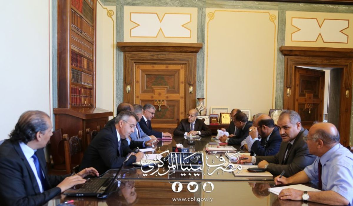 اجتماع بمصرف ليبيا المركزي لمناقشة أزمة انقطاع الكهرباء