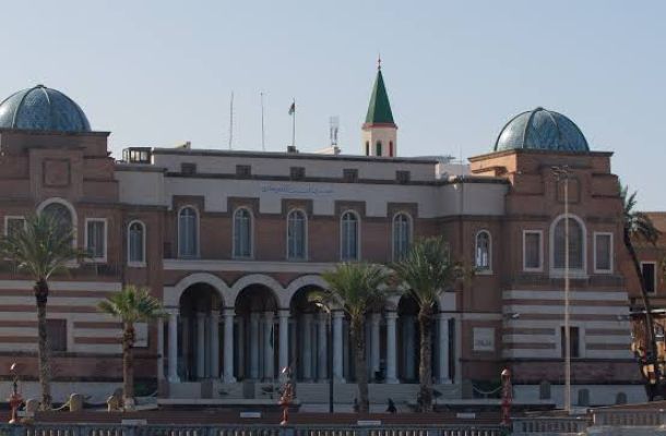 وكالة نوفا: الاتحاد العام لصيادي الميناء يشكو من الظروف السيئة وعدم توفر الأموال والوقود