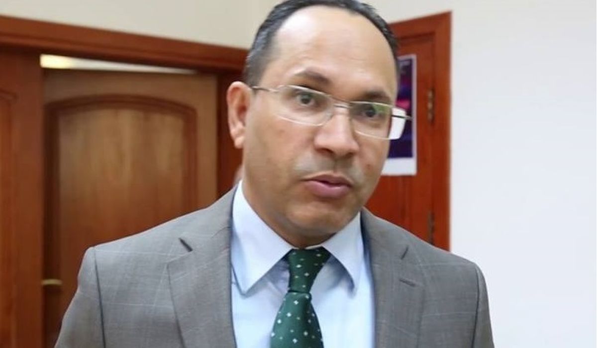 عادل جمعة: ديوان المحاسبة يفرج عن منحة الربع الرابع لعام 2018 للطلبة الموفدين بالخارج