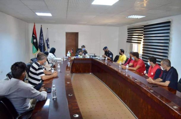 مركزي البيضاء يصدر بياناً بخصوص إرسال شحنة سيولة بقيمة 70 مليون..ويطالب بتشكيل فريق العمل لإعادة توحيد البنك