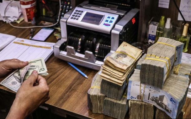 انقطاع الاتصالات على الجنوب بالكامل