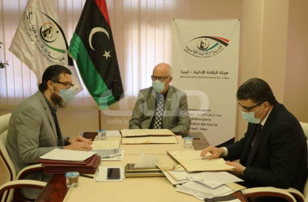 نيويورك تايمز: الحرب النفطية في ليبيا تشتعل بين حلفاء دوليين في ظل انقسام داخلي