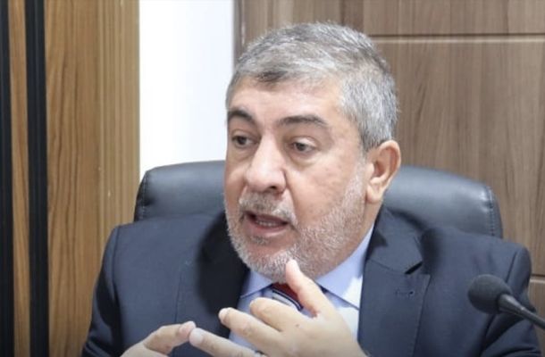 خاص.. تعليقاً على إيقاف الاستيراد والتصدير من خارج المصارف.. وزير الاقتصاد لصدى: أولويتنا تنظيم السوق والمركزي أنجز الجزء الأصعب ونعمل على خفض الأسعار وانتظام التوريد تمهيداً لعرض القرار على مجلس الوزراء لضمان نجاحه