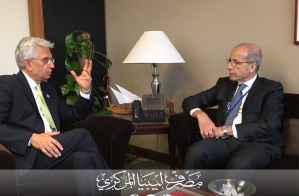 اجتماع المجلس البلدي زليتن مع مديرية امن زليتن بشأن تهريب الوقود