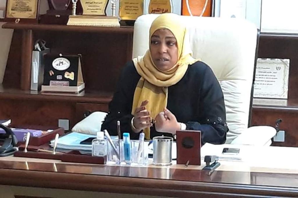 القابضة للاتصالات تقدم مساعدات مادية للمتضررين ببلدية أبو سليم