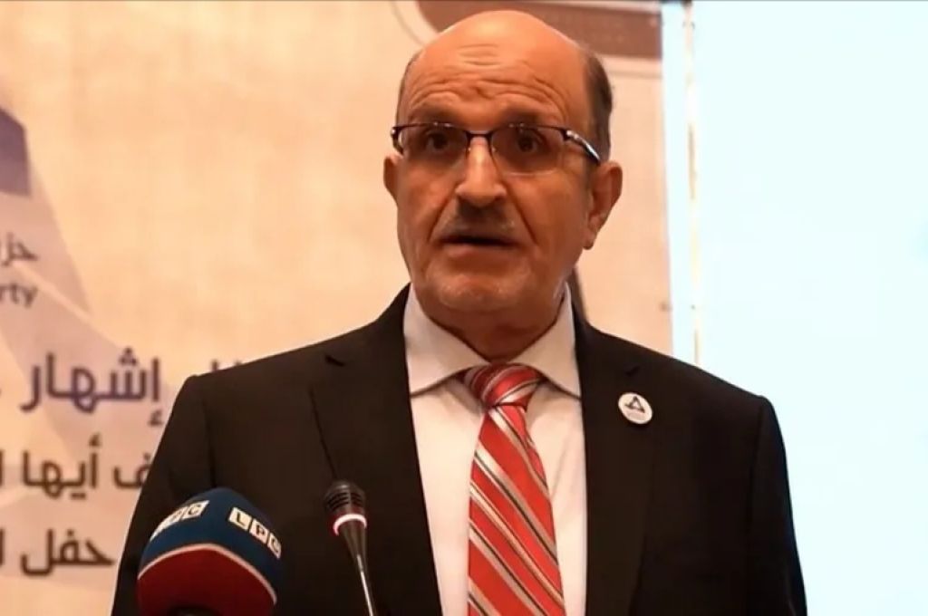 "الطرابلسي" يوقع قرار تسوية مستحقات المنتسبين لوزارة الداخلية