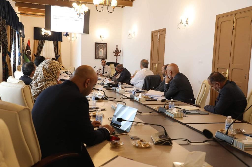 خاص.. "التجاري الوطني" ينفي لصدى إيقاف شحن بطاقات ال10 آلاف دولار .. ويوضح