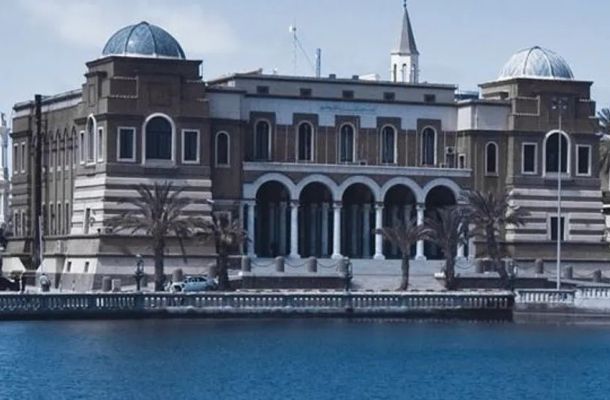 بالتفاصيل والأرقام.. البرلمان يعتمد زيادة مرتبات الجيش بشرق ليبيا مع تخصيص 210 مليون دينار لمفوضية الانتخابات