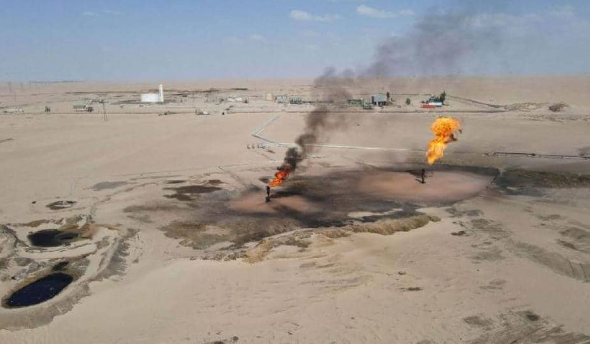 صحيفة بريطانية: قرار ليبيا لتخلي عن مبادلة النفط بالوقود يعمق الأزمة المالية