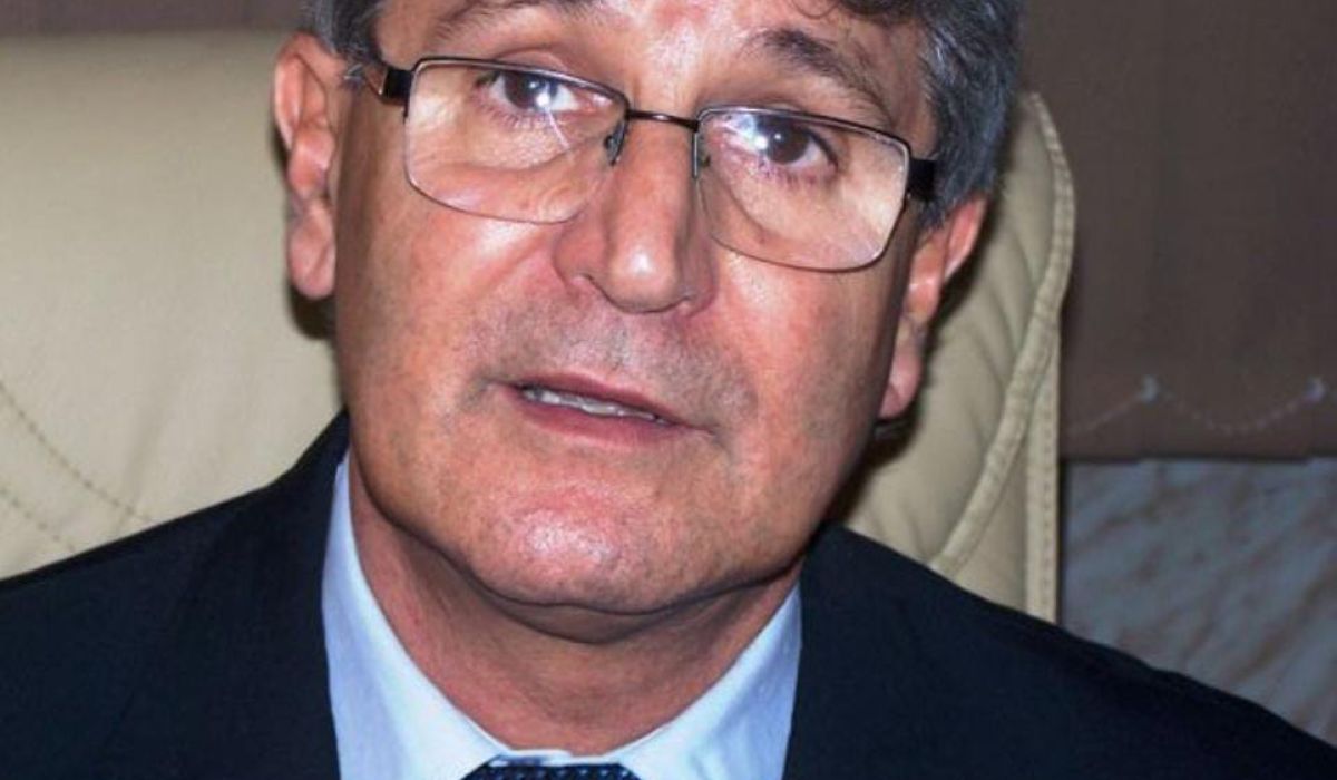 ذا جلوبال آند ميل: بسبب حمايته لوثائق سرية متعلقة بالقذافي والأموال الليبية في الخارج ..سفير ليبيا السابق لدى كندا يواجه مصير مجهول في السجون شرق البلاد