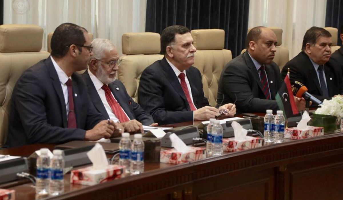 السراج يبحث مع رئيس الوزراء الأردني تشكيل فرق عمل مشتركة للصحة والتجارة والاستثمار والمحفظة الليبية في الأردن