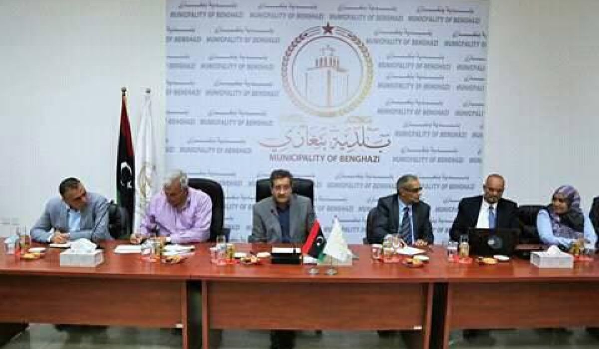 وفد استشاري إماراتي في المعمار والمقاولات في بنغازي