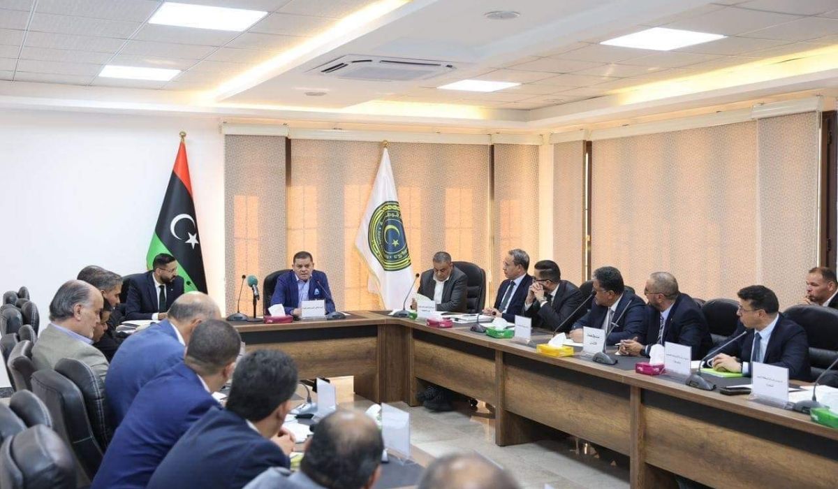 "الدبيبة" يتابع عمل غرفة الطورائ بشأن المستوى العام للأسعار خلال شهر رمضان