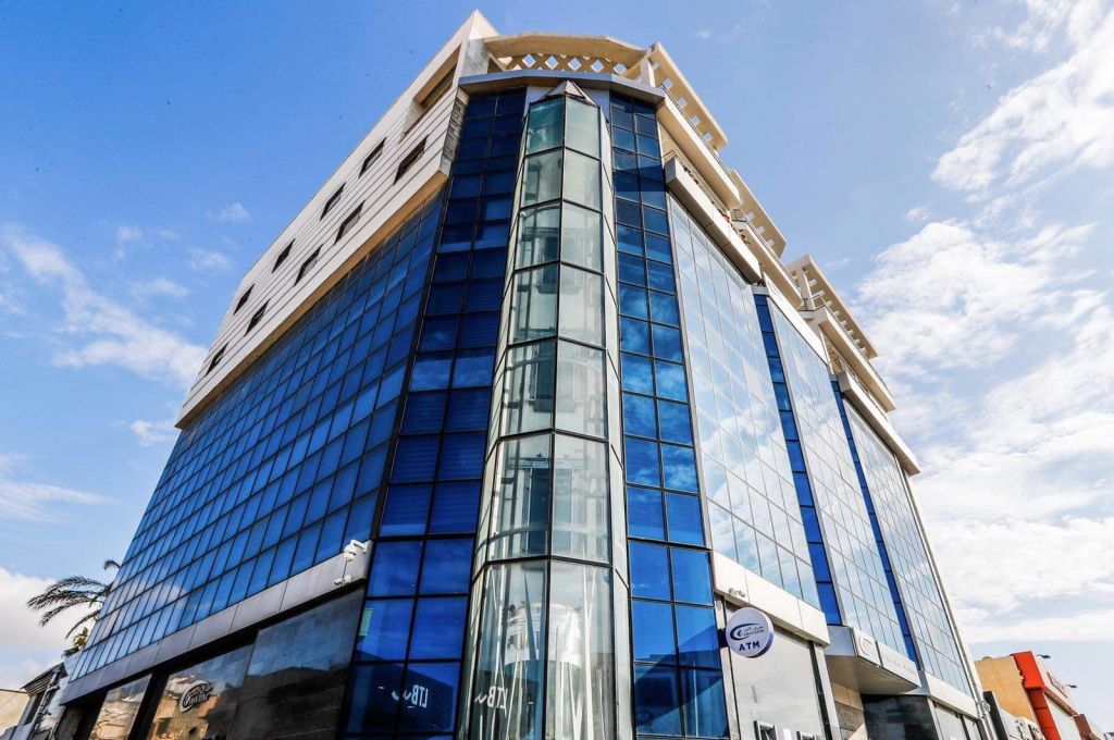 أعضاء هيئة التدريس يجددون مطالبهم ويطالبون بمحاسبة المتورطين في التصرف في حقوقهم