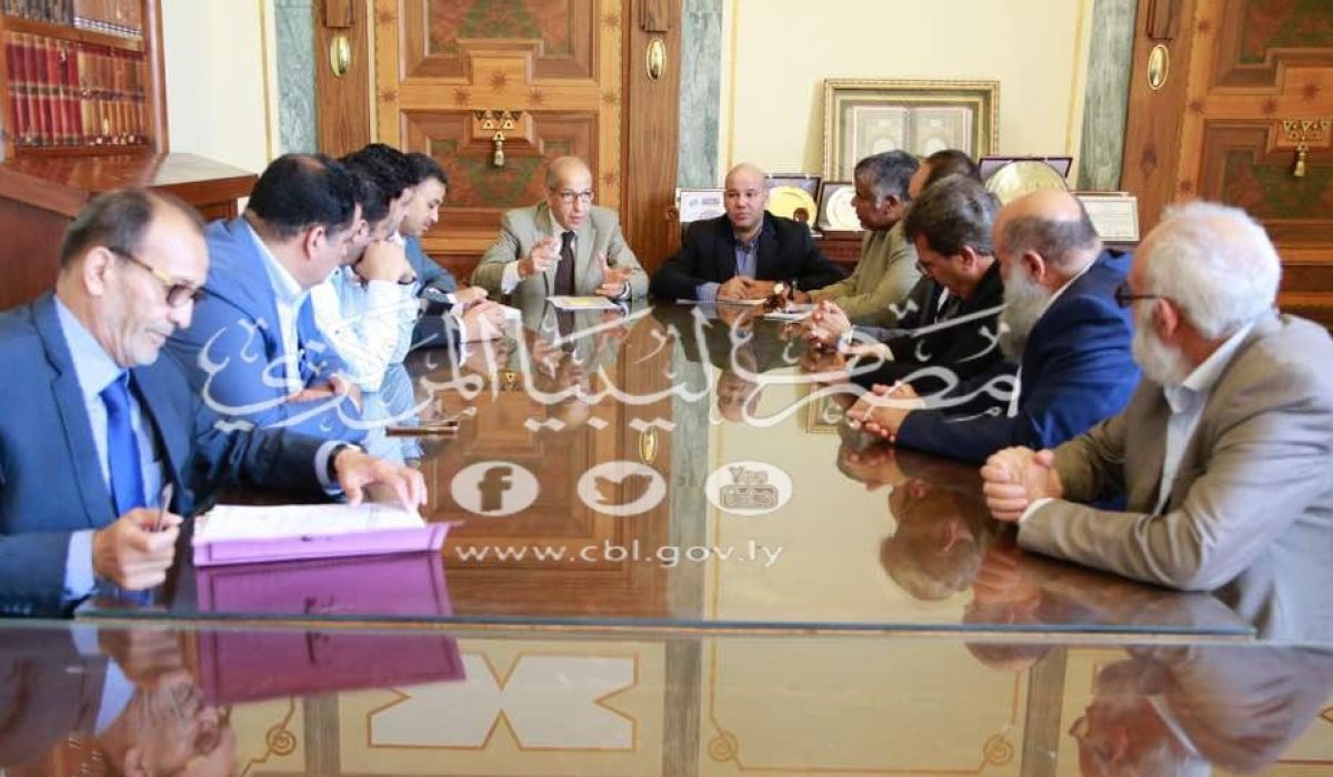 الكبير يناقش مع عمداء البلديات إجراءات صرف 200 مليون دينار مُخصصات البلديات من باب الطوارئ