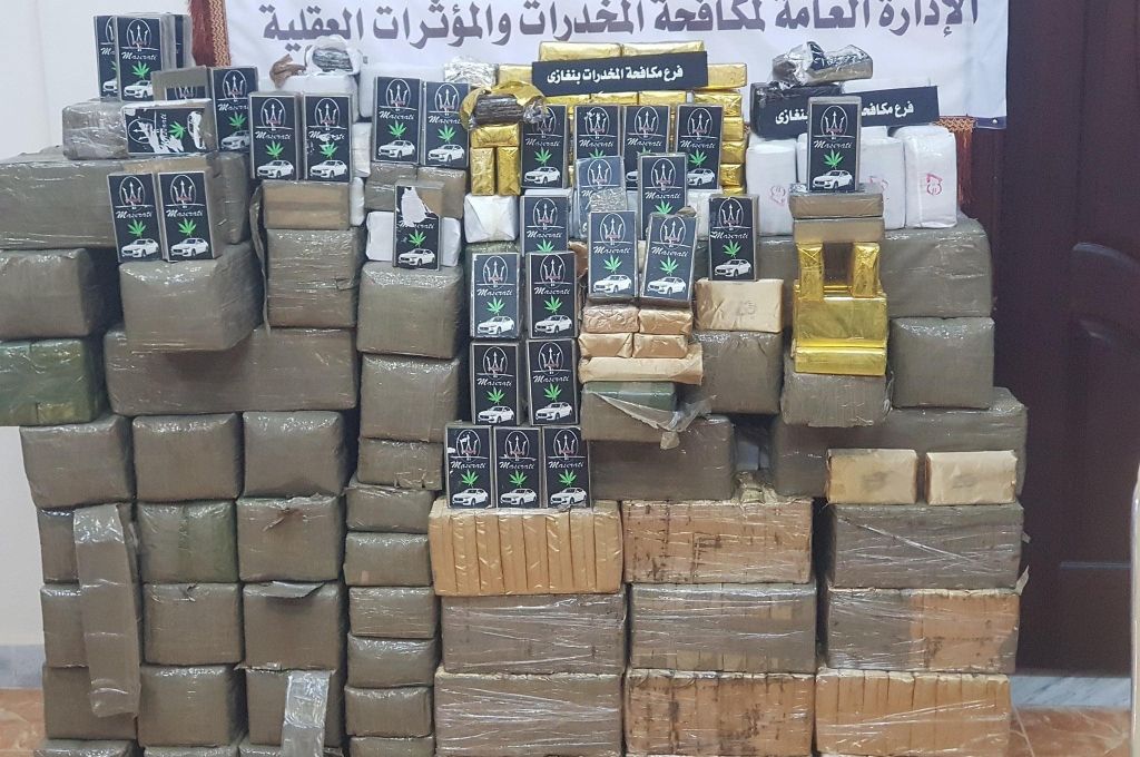 بومطاري يُحيل للمركزي "إذن صرف" أكثر من مليار دينار لصالح المؤسسة الوطنية للنفط