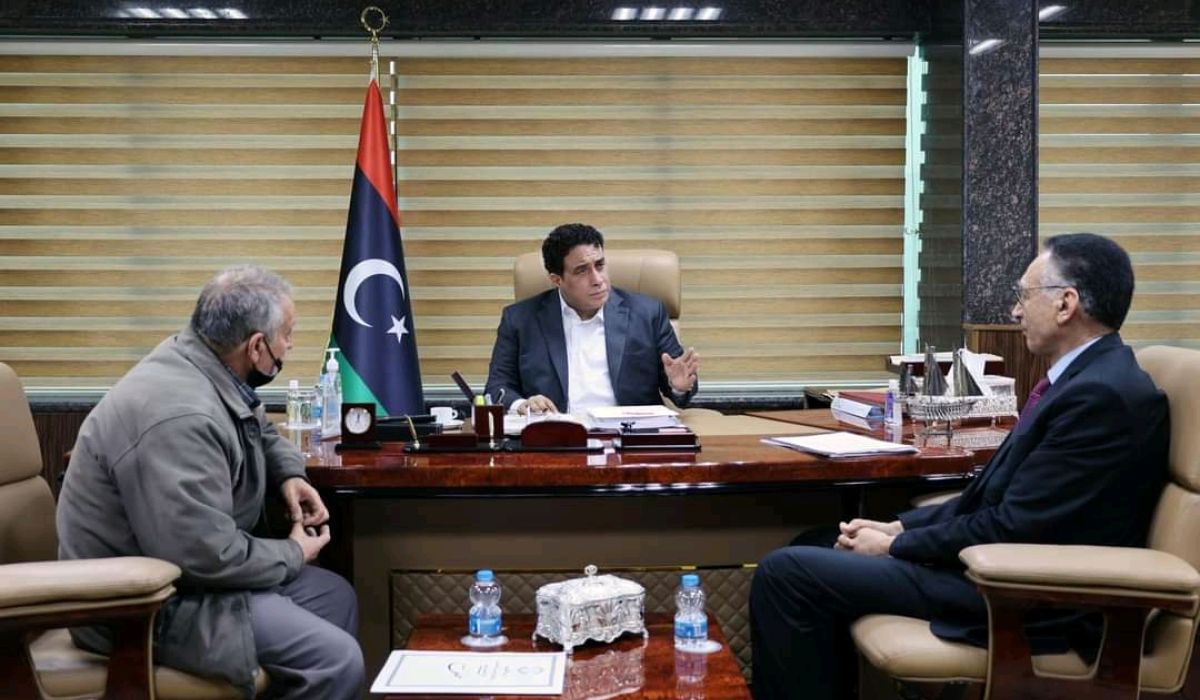 "المنفي" يبحث مع وزير الاقتصاد والتجارة الضوابط التي تم وضعها لضمان خفض أسعار السلع