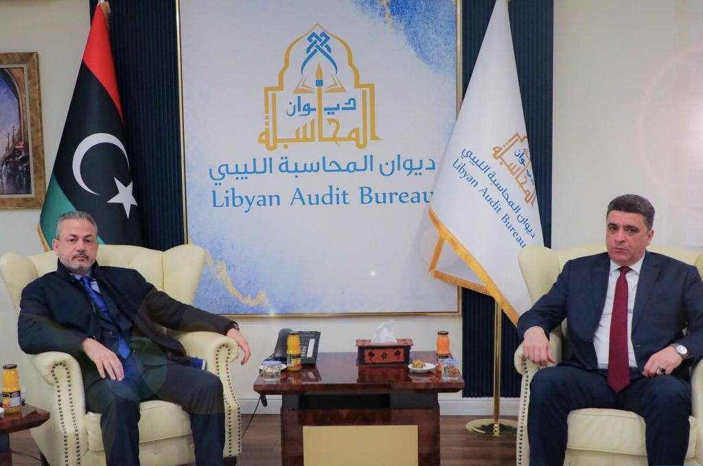 خاص..مصدر بالمجلس الوطني للحريات العامة وحقوق الانسان: الموظفين المشمولين بقرار الافراجات 920 موظف