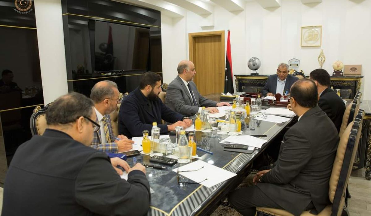 "القطراني" يبحث عمل اللجنة المشكلة بقرار مجلس الوزراء رقم 291 لسنة 2021 م بشأن سوق الأوراق المالية