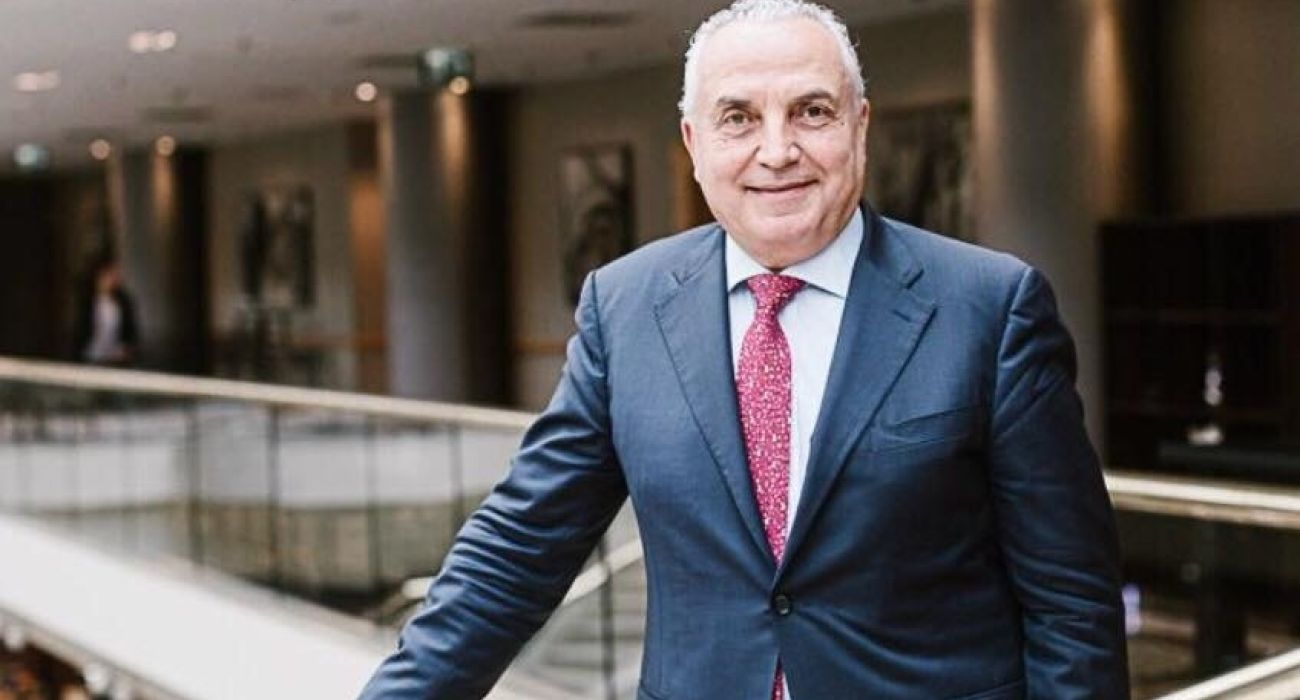 السراج يبحث مع وزير المالية تمويل مرافق وخدمات بالمنطقة الشرقية