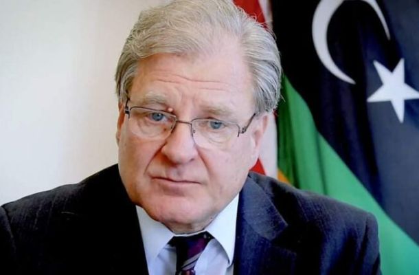 خاص.. "بن قدارة" يجيب على تساؤل صدى الاقتصادية بخصوص رفع التجميد عن الإيرادات النفطية من عدمه