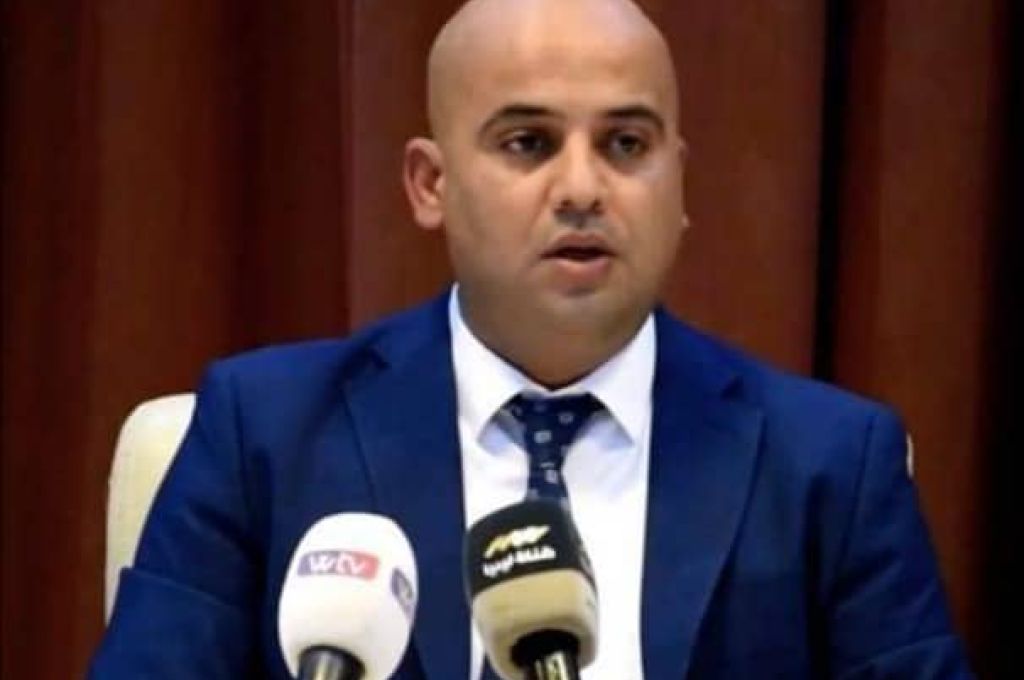 احتراق سيارة بمعبر رأس جدير الحدودي