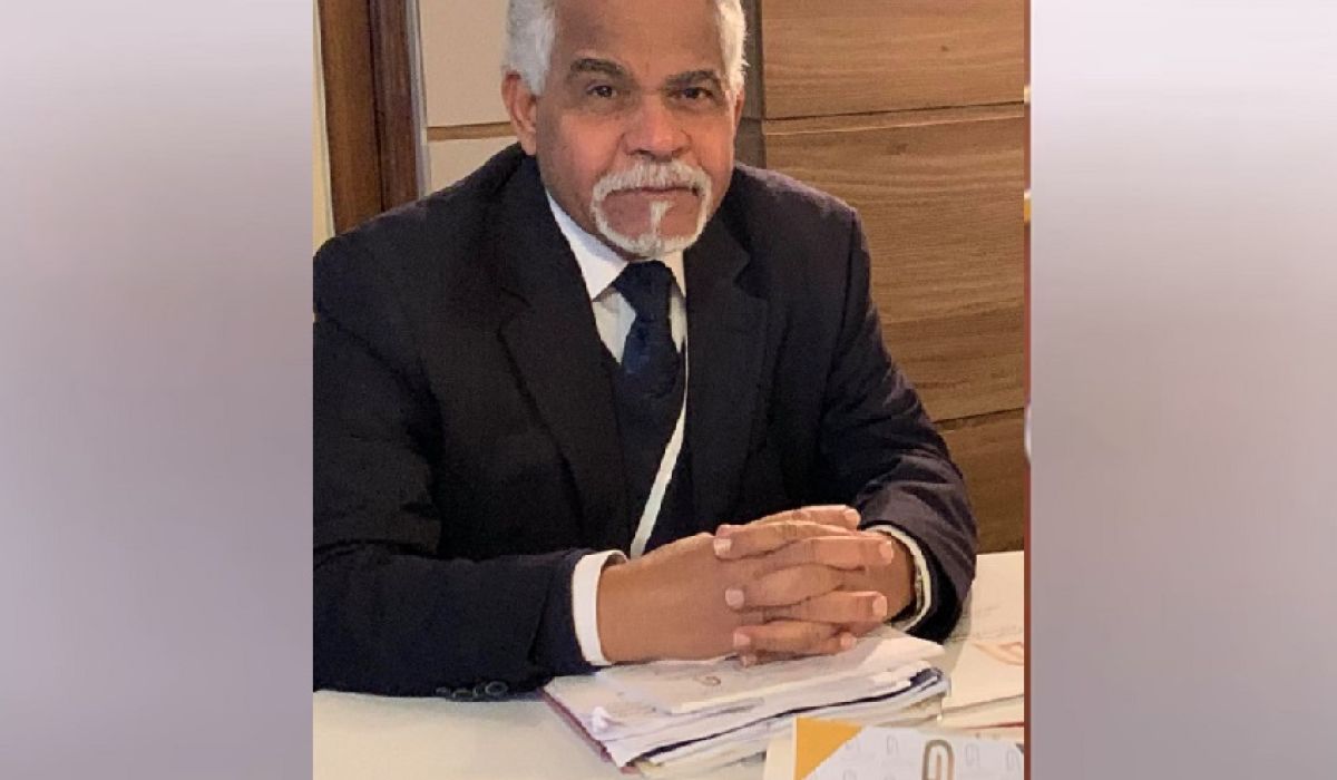 خاص.. "حسني بي" يفصح لصدى خلفيات طلب الوحدة الوطنية الدعم من البنك الدولي