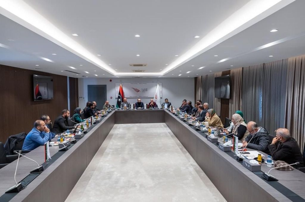 خاص.. "الفيتوري": اللجان التي شُكلت لتسوية أوضاع الشركات المتعثرة بدون فائدة.. ويوضح