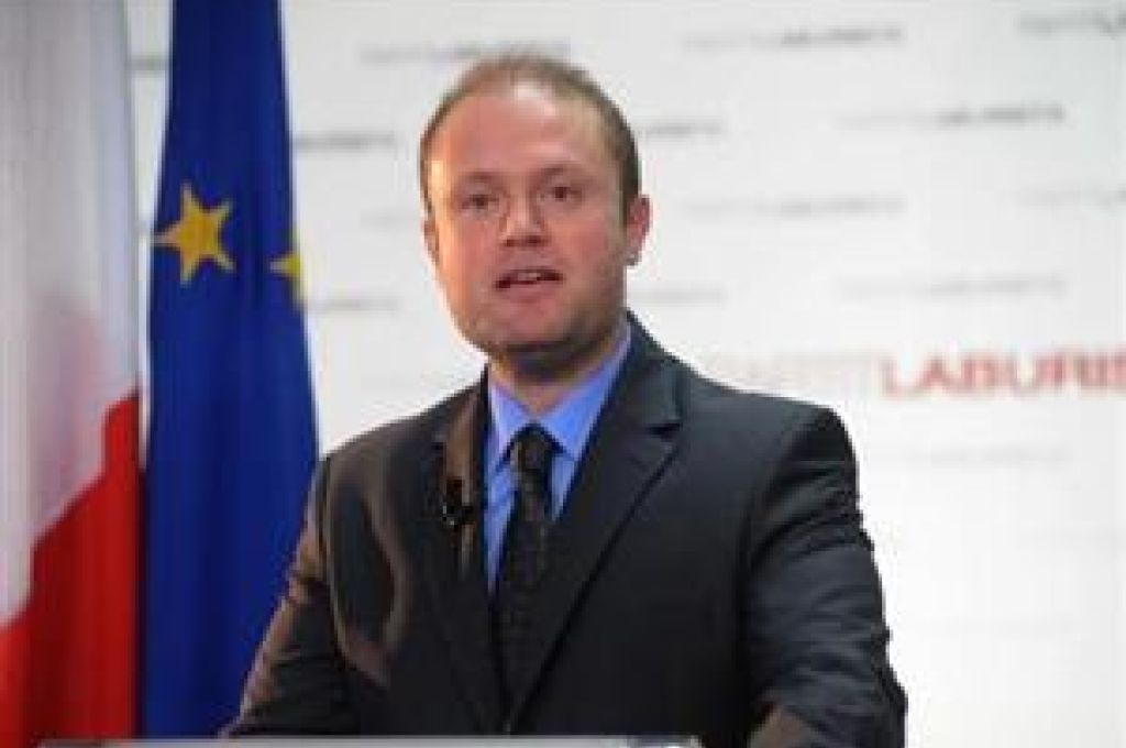 العامة للكهرباء توضح لصدى أسباب انقطاع الكهرباء وحجم خسائرها بسبب الحرب