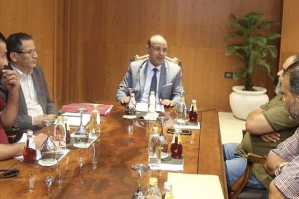 "المنفي" يبحث مشاريع إعادة الإعمار والنظر في بعض المشروعات المتعثرة