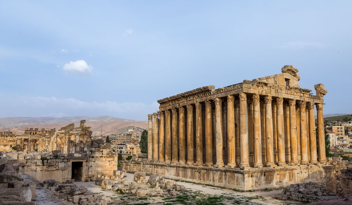 الإتجار بالآثار في السوق السوداء