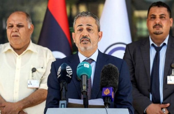 المركزي بإدارة الكبير: إطفاء الدين العام لا يتم بجرة قلم.. وهذه المغالطات في تقرير الإدارة المكلفة من الرئاسي