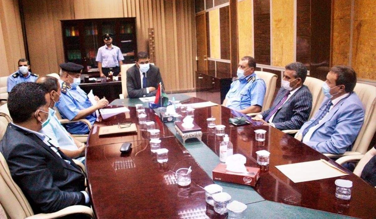 بومطاري يؤكد دعم وزارة المالية لمصلحة الجمارك