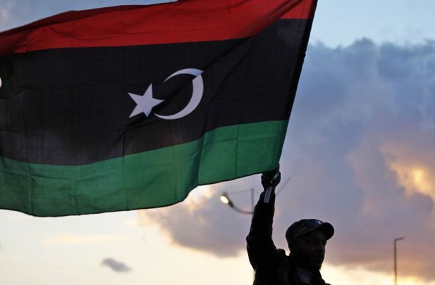 السراج يبحث مخططات إعمار ليبيا مع مدير الصندوق الكويتي للتنمية ورئيس الصندوق العربي للإنماء