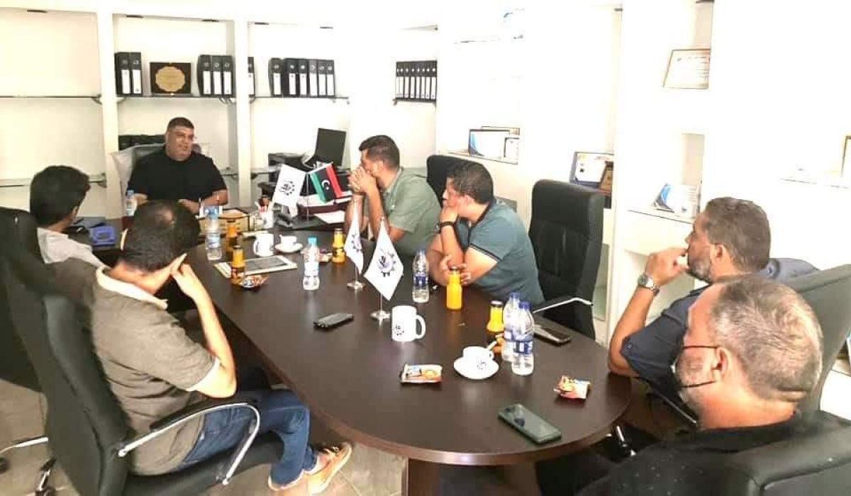 وكيل وزارة الصناعة والمعادن لشؤون التعدين يقوم بجولات ميدانية بالمنطقة الشرقية