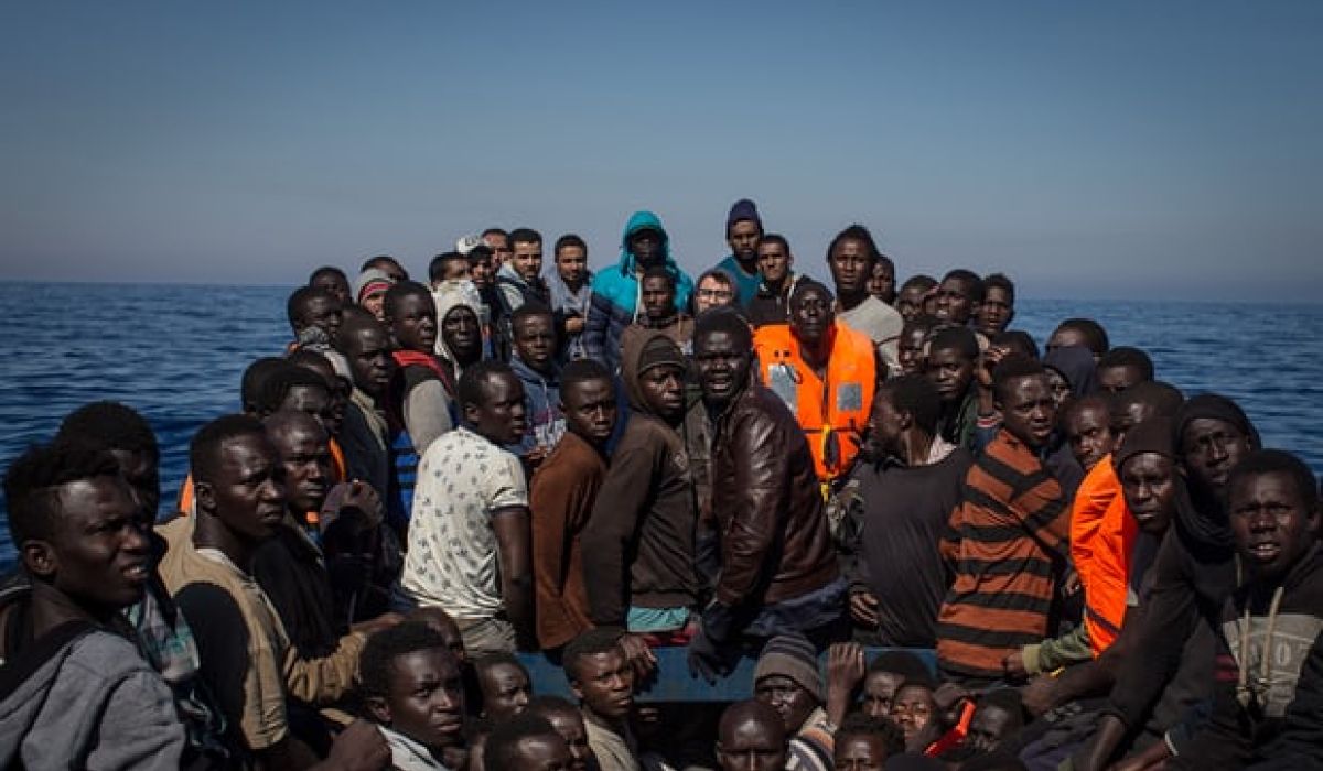 الجارديان تكتب " نعم للتضامن ، لا للخوف "