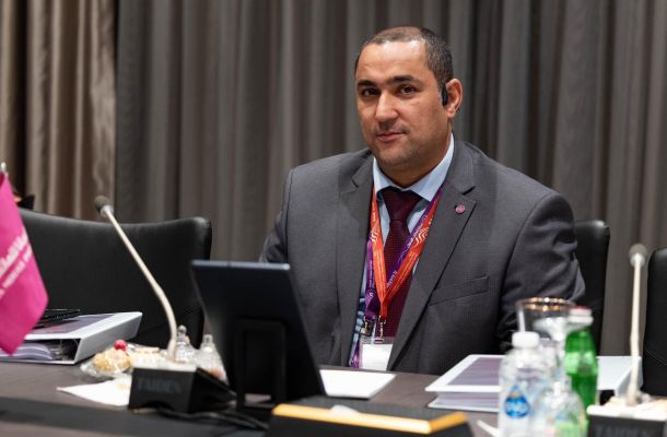 خاص.. تعليقاً على فرض رسم على سعر الصرف .. "حسني بي": فارق كارثي وفريسة سهلة للمضارب وانهيار اقتصادي مؤكد