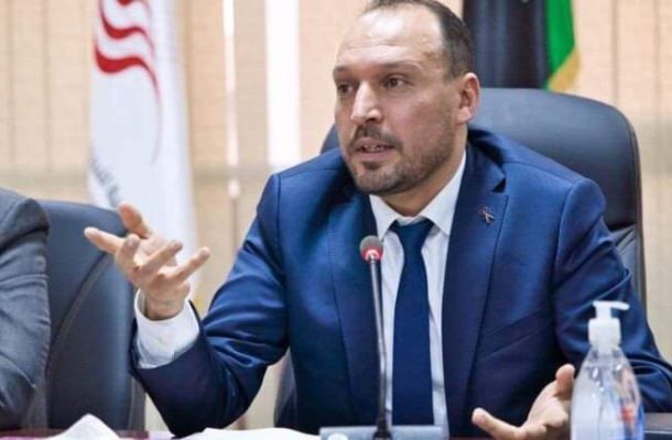 "العامة للكهرباء" تفيد بأن بعض شركات المقاولات تقوم بتنفيذ العديد من المساكن في ظل وجود شبكة كهربائية قد تضطر لقطع التيار الكهربائي في أي لحظة