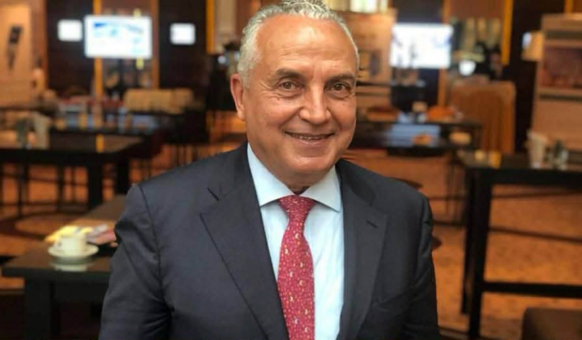 “حسني بي”: المركزي لا يمكن أن يقرر رسوماً بدون قرار من عقيلة صالح.. ويوضح