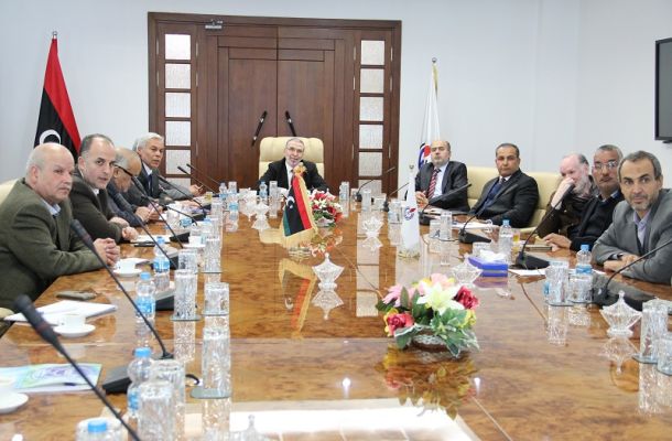 انتهاء صيانة وشحن محطة مدرسة البنات بشارع النصر