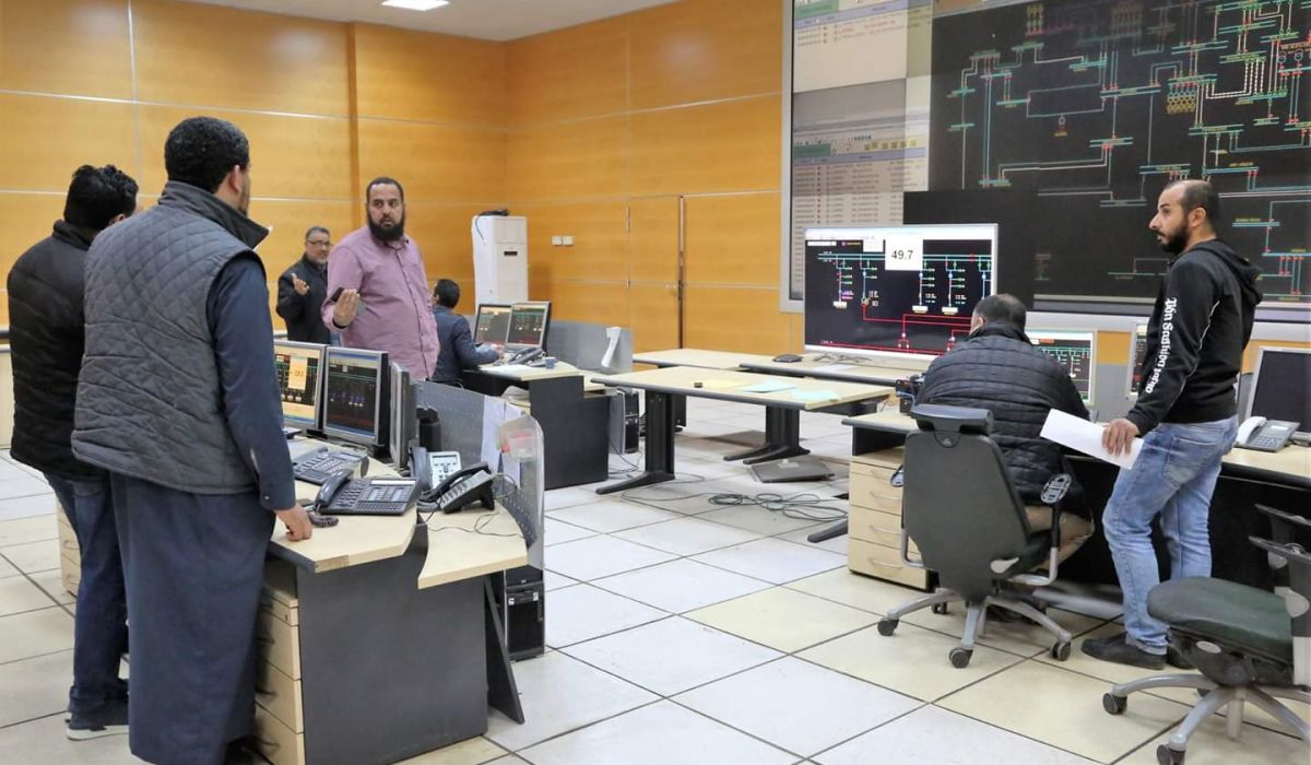 العامة للكهرباء تؤكد دخول عدد من الوحدات على الشبكة والعمل على إرجاع التيار الكهربائي