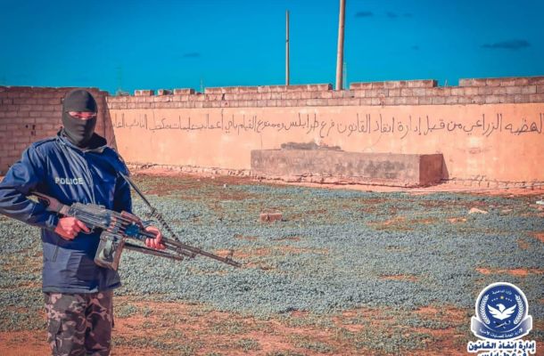 "العابد" يبحث مع السفير السعودي التعاون النفطي والإستفادة من التجربة السعودية