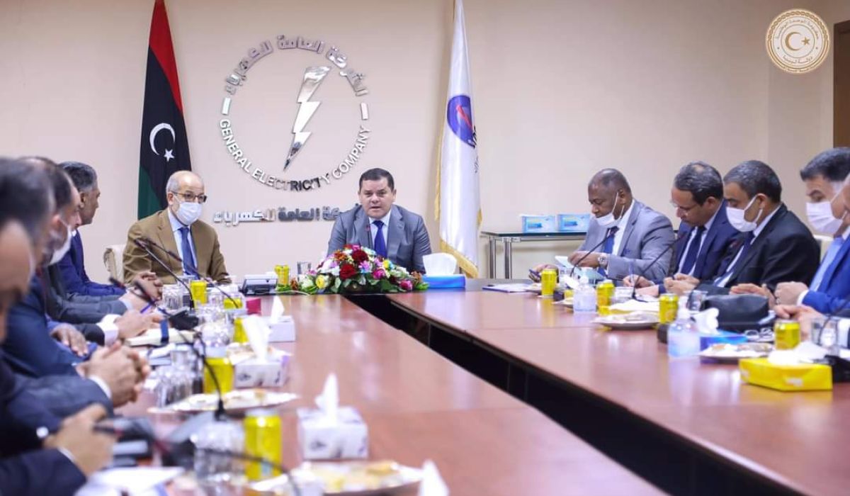 الدبيبة يناقش مع عدد من المسؤولين مشكلة انقطاع التيار الكهربائي والعبدلي يصرّح: ساعات طرح الأحمال خلال الصيف لن تتجاوز الخمسة