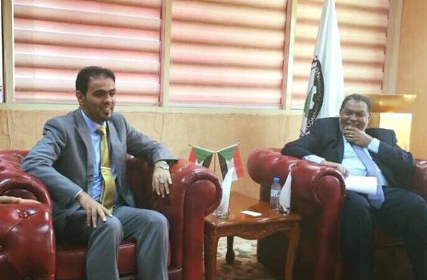 وزير الحكم المحلي يجتمع بعميد بلدية سرت