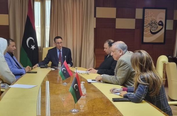 "اللافي" يناقش رفع الحظر الجوي على شركات النقل الجوي الليبية بالأجواء الأوروبية