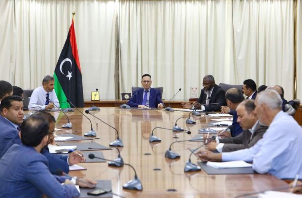 خلال اجتماعه مع رئيس المجلس الرئاسي.. "العابد" يقدم إحاطةً كاملة حول عمل وزارتي العمل والتأهيل والخدمة المدنية