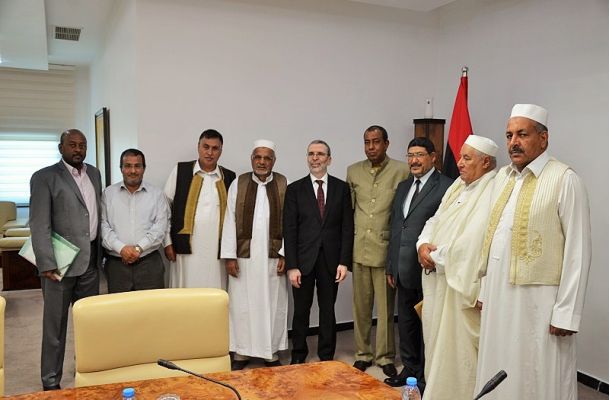 مدير العامة للكهرباء التنفيذي يجتمع مع رئيس الهيئة العامة للموارد المائية