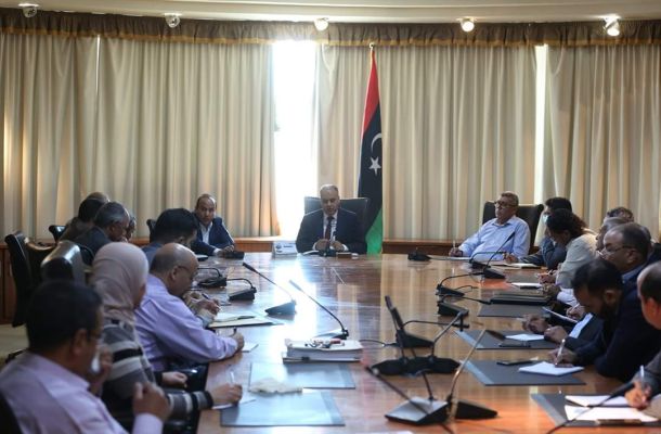 "بعرة": طلب الرئاسي بصرف 5 آلاف دولار لكل مواطن يمكن أن يؤدي إلى هلاك الاقتصاد الليبي