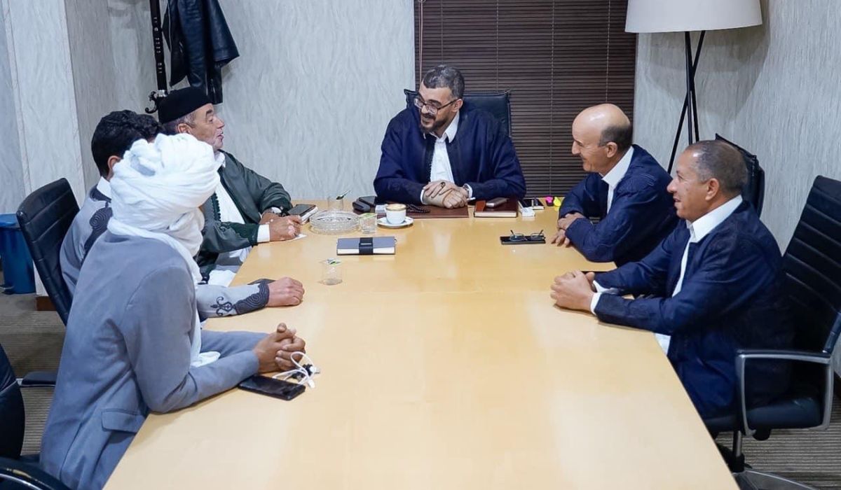 "التومي" يُناقش مع عدد من عمداء البلديات ملف نقل الاختصاصات وتسوية أوضاع الموظفين المنتقلين
